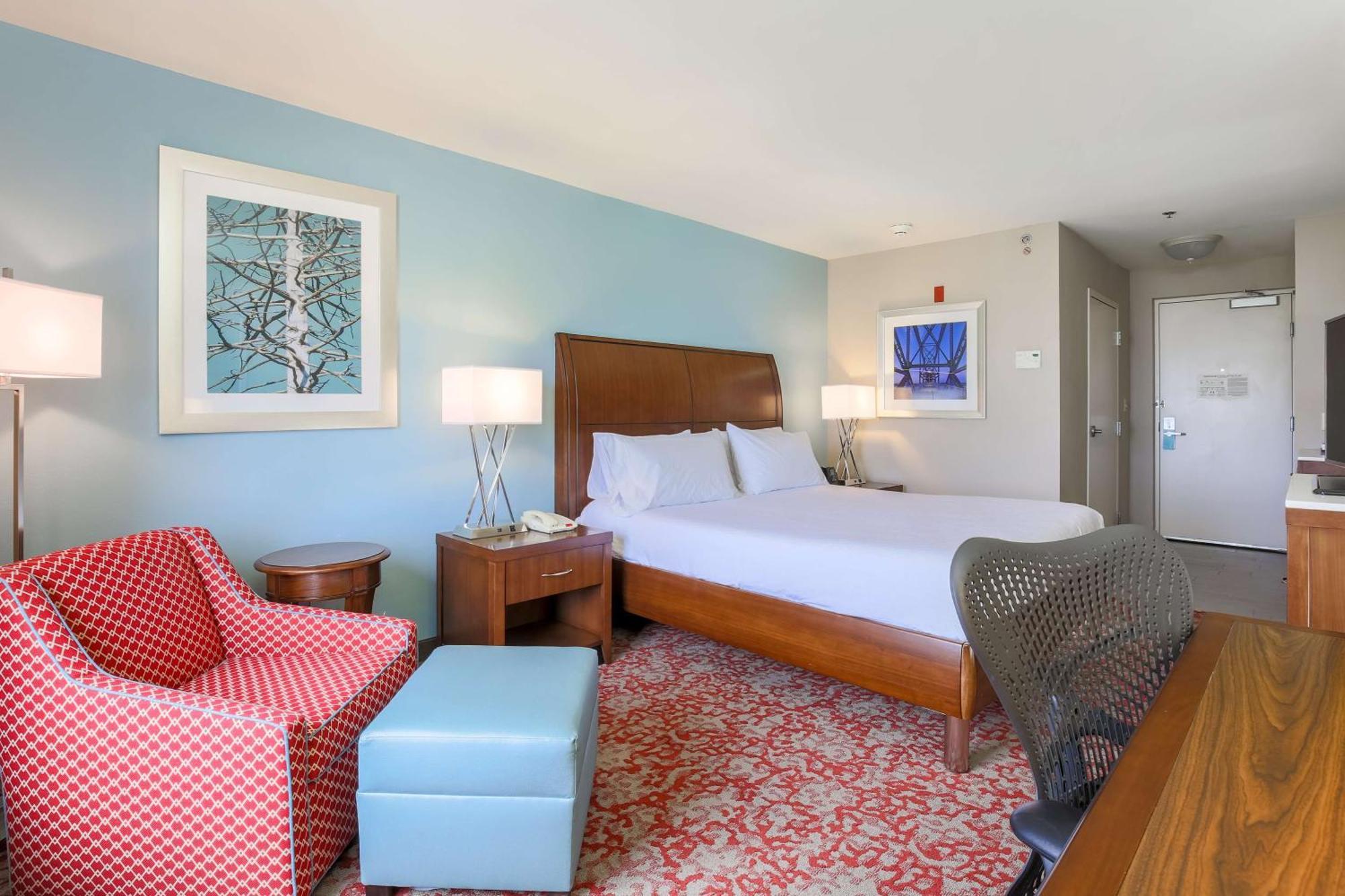 Hilton Garden 3*